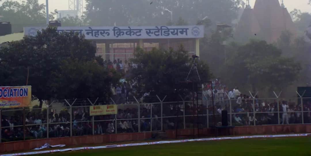 Jawaharlal Nehru Stadium Pitch & Stats